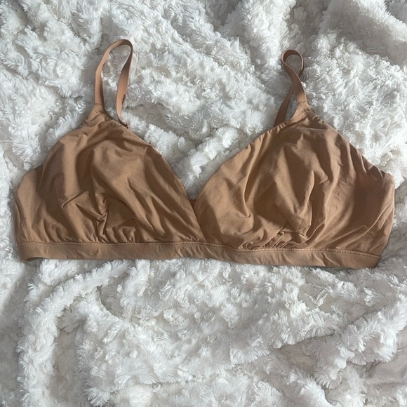 SKIMS Fits Everybody Crossover Bralette💕 - Picture 2 of 7